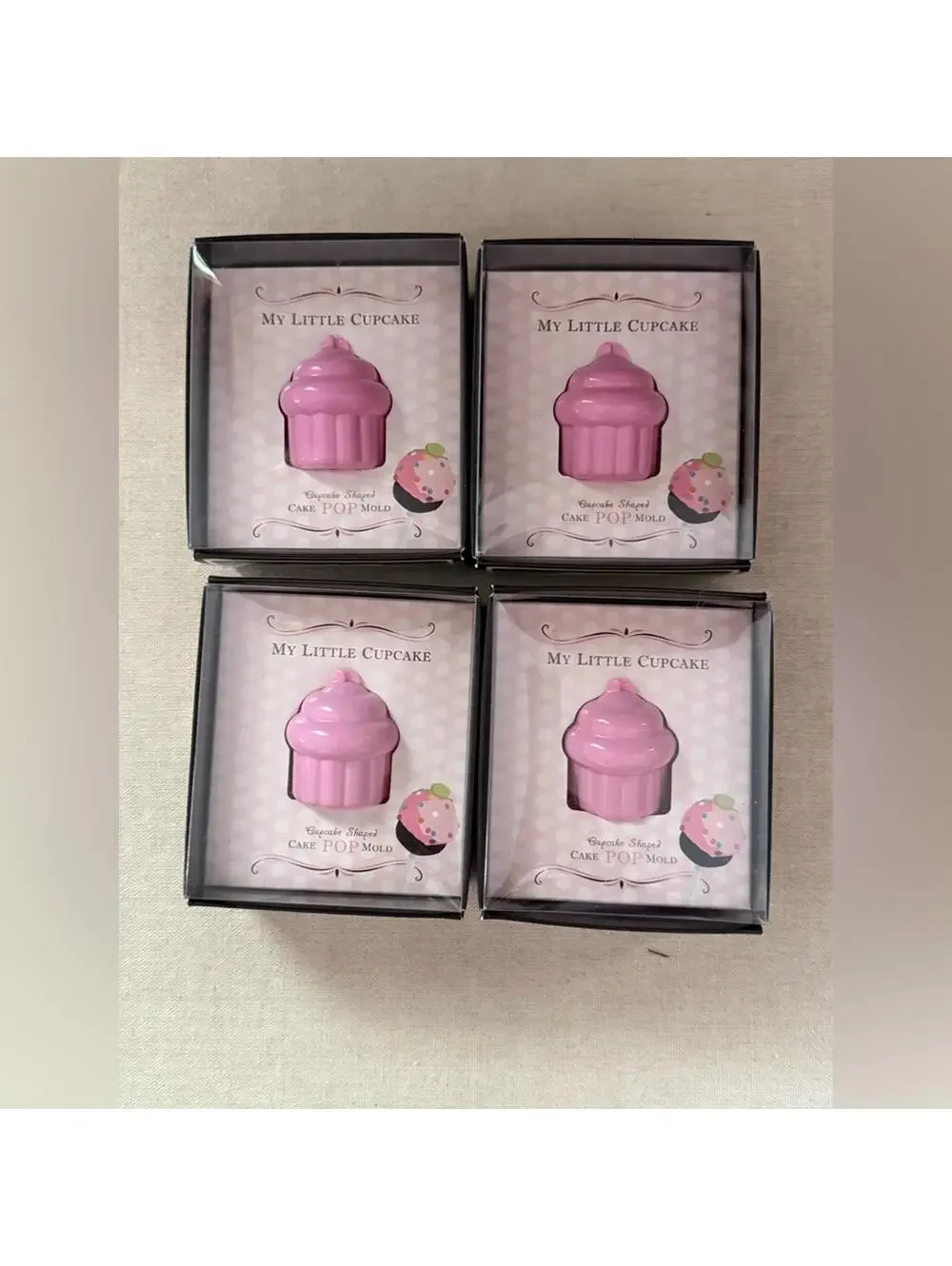 My Little Cake Pop - Cupcake Mold NIB Set of 4